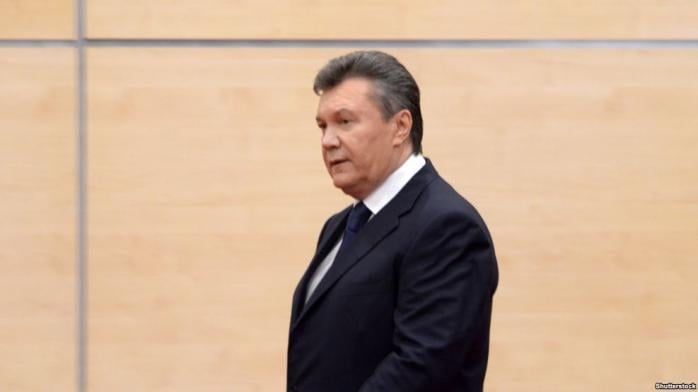 Допрос Януковича: активисты блокируют выезд беркутовцев из СИЗО в суд