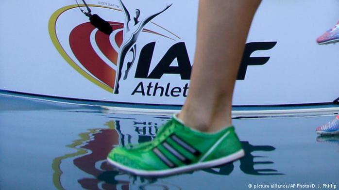 Российские легкоатлеты платили взятки за сокрытие допинг-проб — СМИ