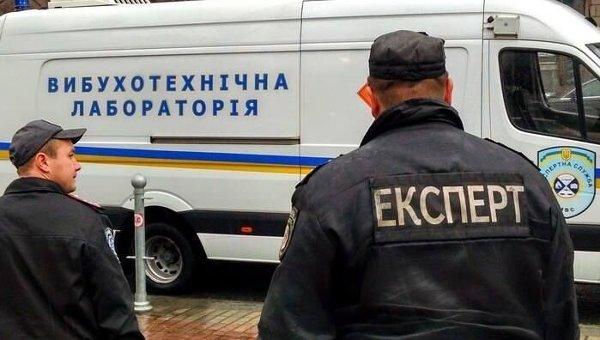 В Киеве неизвестный «заминировал» пивной завод и требует выкуп