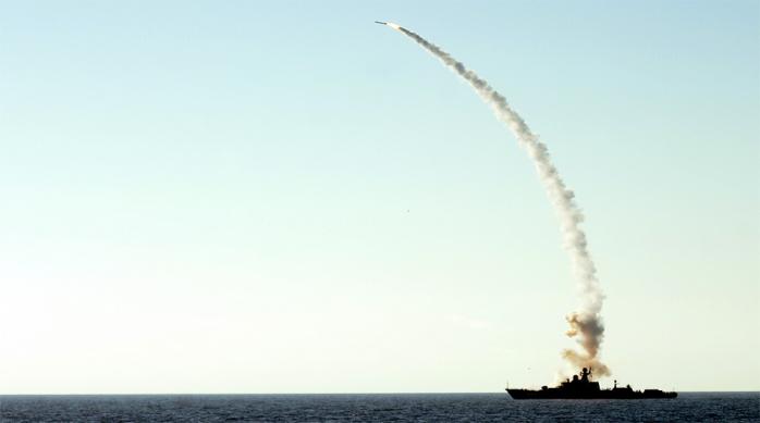 Кремль угрожает ответить ракетным ударом на проведение Украиной учений возле Крыма — СМИ