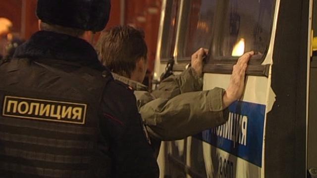 «Путин вор!»: в Москве за «оскорбление власти» задержали трех человек