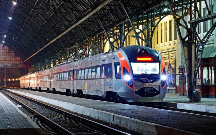 В кінці грудня «Укрзалізниця» запустить потяг «Інтерсіті +» до Польщі