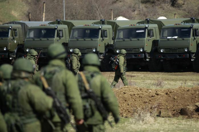 Евродепутат обнародовал данные о численности армии РФ на Донбассе и в Крыму (ИНФОГРАФИКА)
