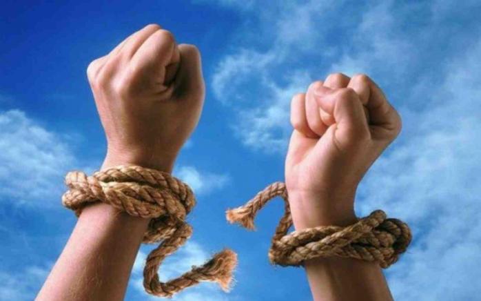 Нардепы одобрили закон об амнистии с правками Порошенко