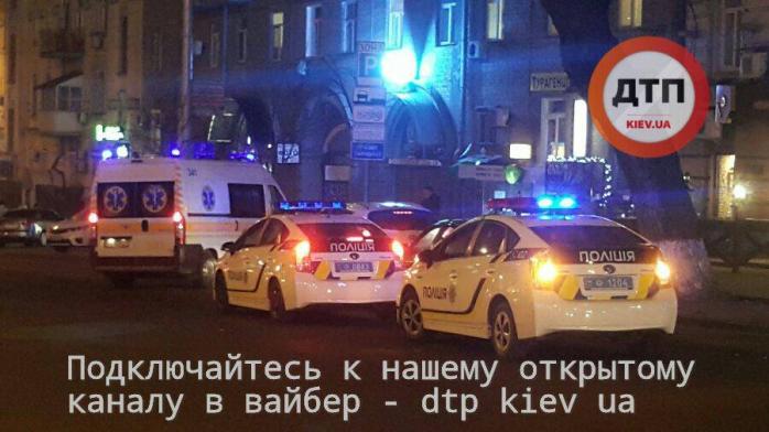 У центрі Києва сталася стрілянина, важко поранено двох людей (ФОТО)