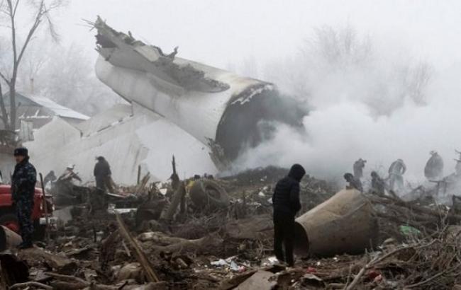 Киргизстан виділить сім’ям загиблих при аварії Boeing по тисячі доларів