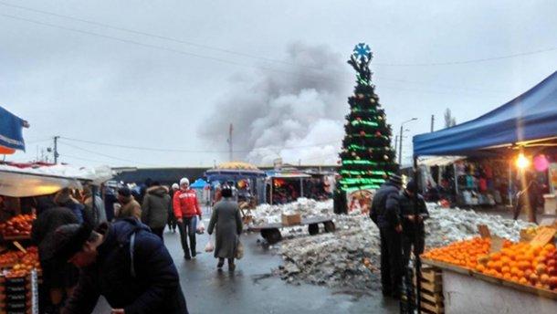 В Одессе горел один из крупнейших рынков Украины (ФОТО, ВИДЕО)