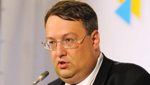 Министр рассказал о связи покушения на Геращенко с другими резонансными делами