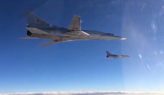 Російські бомбардувальники нанесли авіаудар неподалік сирійського міста Дейр-ез-Зор