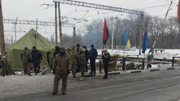 Штаб торгової блокади окупованого Донбасу не має наміру здавати зброю поліції