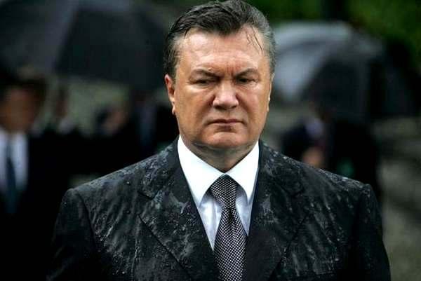 Військова прокуратура повідомила, в чому звинувачує Януковича