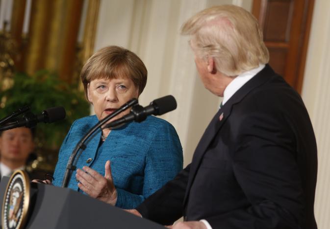 Трамп: Німеччина заборгувала США і НАТО величезні суми за військовий захист