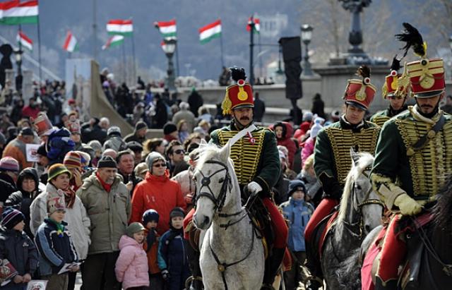 Будапешт снова заговорил об автономии для венгерских меньшинств за рубежом