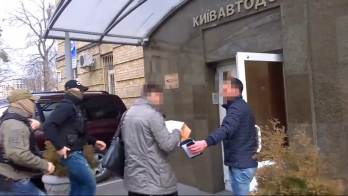СБУ: Чиновники «Киевавтодора» присвоили сотни миллионов гривен (ФОТО)