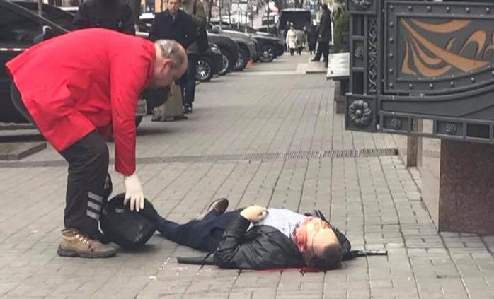 В стрельбе возле гостиницы в Киеве погиб экс-депутат Госдумы Вороненков (ФОТО 18+)