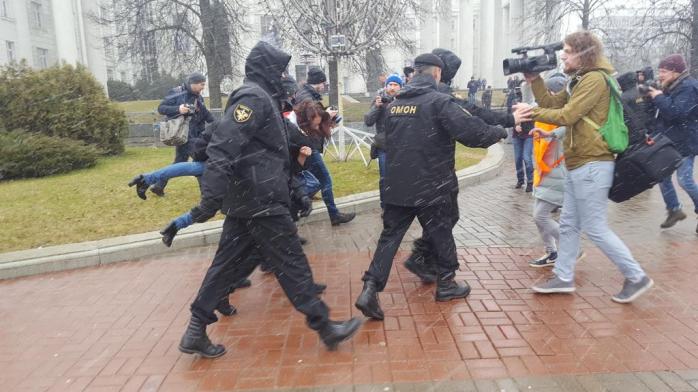 В Минске схватили по меньшей мере четырех граждан, проживающих в Киеве (ФОТО)