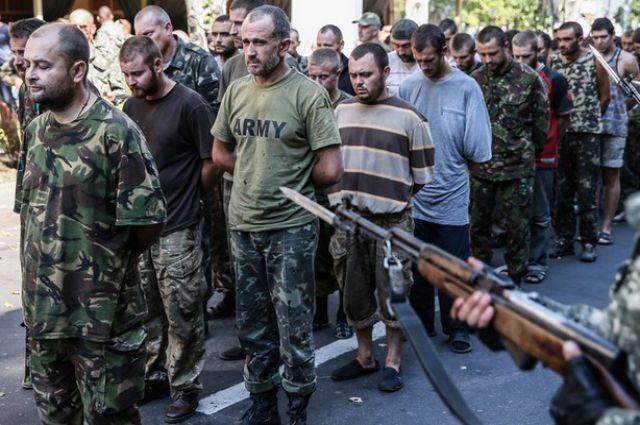В плену у боевиков на Донбассе находится 121 украинец — Ирина Геращенко