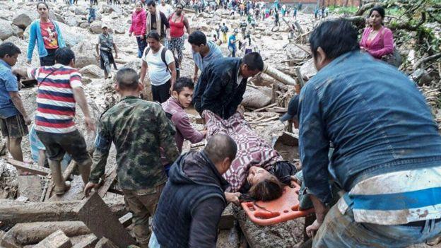 Число жертв схода селя в Колумбии превысило 300, сотни пропавших без вести (ФОТО, ВИДЕО)