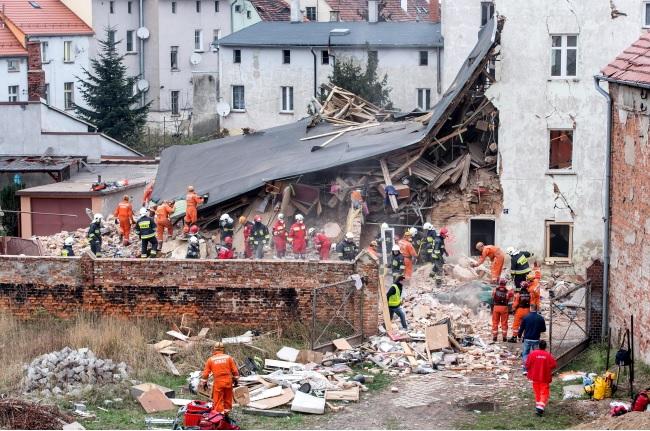 В Польше после взрыва рухнул жилой дом (ФОТО)