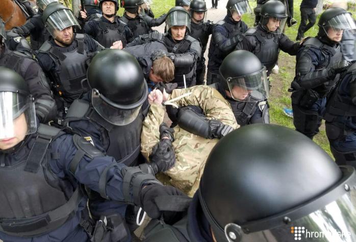 На акціях в Одесі та Києві поліція затримала більше 40 осіб (ФОТО)