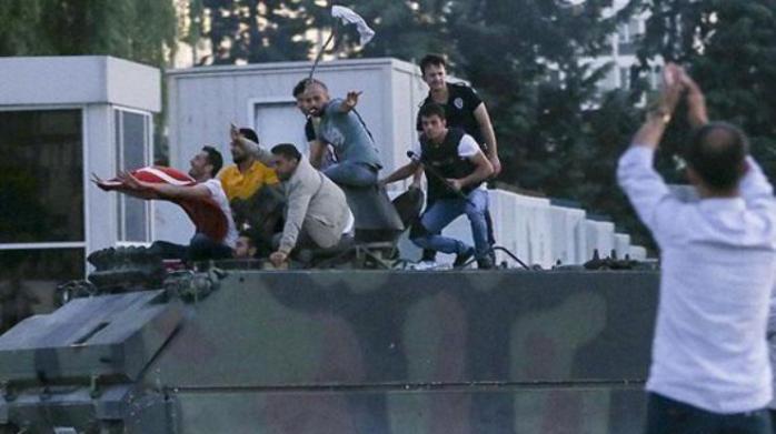 Турецький парламент заявляє, що причетність Гюлена до перевороту доведена