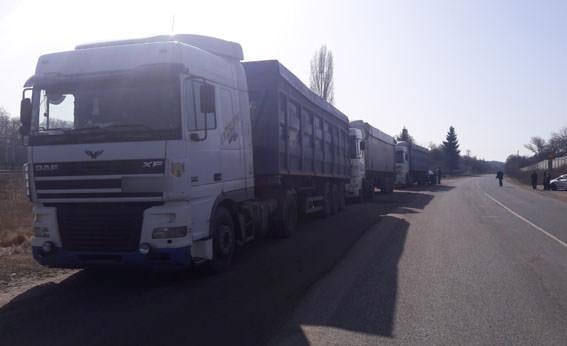 Арештовано 70 фур, які доставляли вантажі бойовикам ДНР