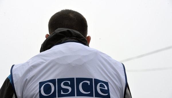 Боевики ДНР запретили врачам общаться с наблюдателями ОБСЕ