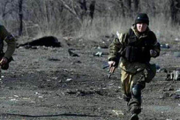 Донбасский боевик прихватил с собой премиальные и сбежал в РФ
