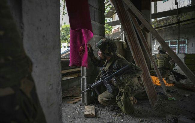 Более 100 человек погибли во время столкновений армии и исламских боевиков на Филиппинах