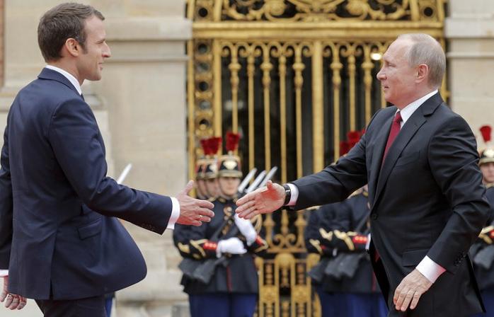 Франція посилить санкції проти РФ у разі ескалації на Донбасі