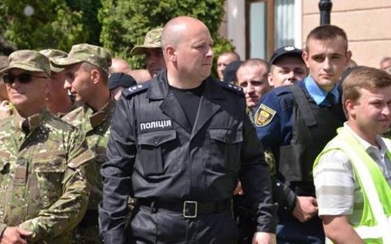 Полиция прокомментировала драку под стенами Тернопольского горсовета
