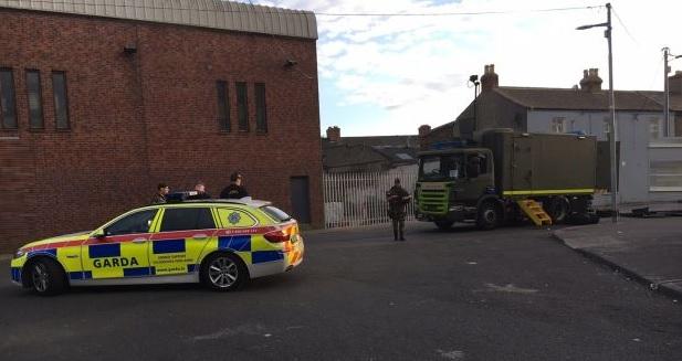 Полиция Дублина обнаружила автомобиль со взрывчаткой, двое задержанных