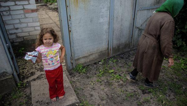 Из-за обострения в Луганской области рассматривается вопрос эвакуации детей