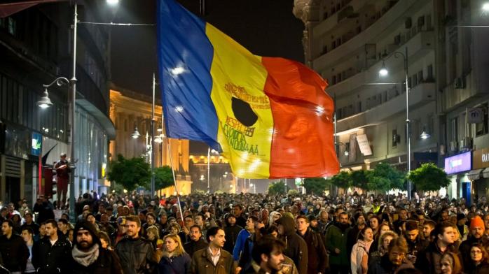 В Румунії розгортається урядова криза: від прем’єра вимагають піти у відставку