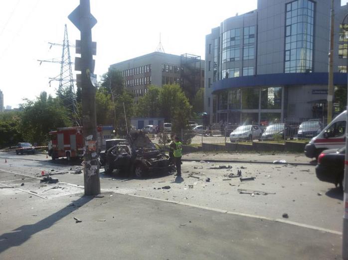 Крищенко: Взрывчатка в авто погибшего сотрудника разведки Минобороны была заложена снизу