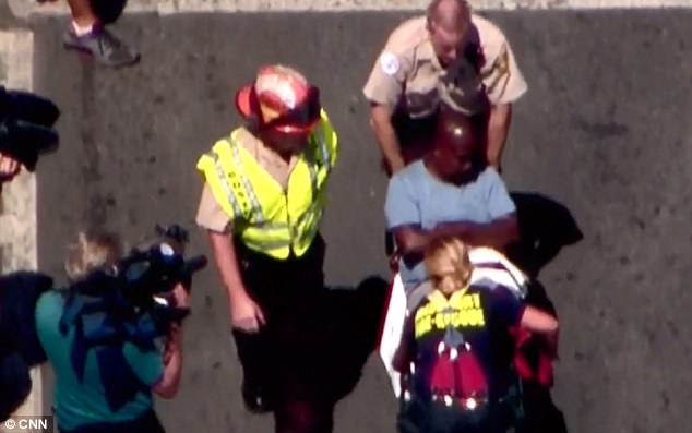 Фото: в Бостоне в результате наезда авто пострадали 10 человек