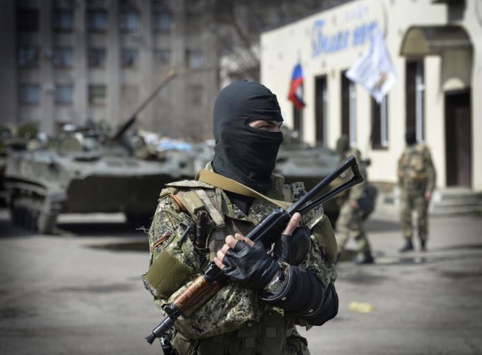 На Донбасі зафіксовано пересування техніки бойовиків