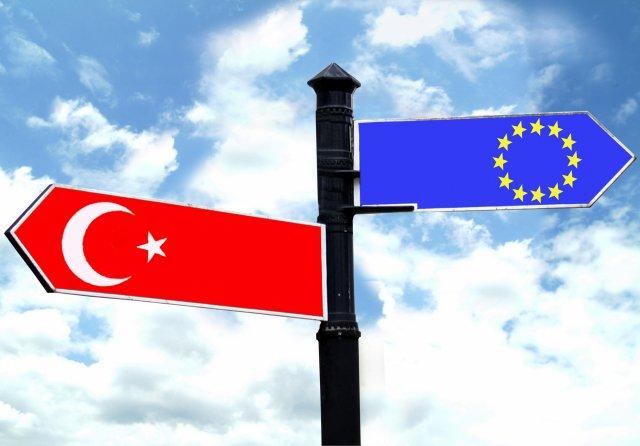 В Европарламенте призывают остановить переговоры о вступлении Турции в ЕС