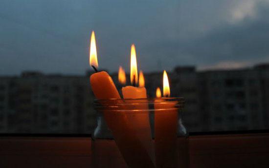 На Луганщине 40 тыс. жителей остались без света из-за повреждения линии электропередач
