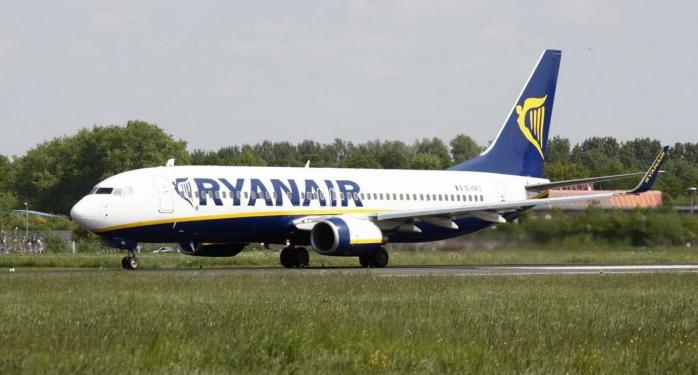 Лоукост Ryanair перестал продавать билеты из Украины (ФОТО)