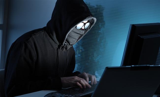 Порошенко одобрил закон, предусматривающий отмену штрафов для жертв кибератаки
