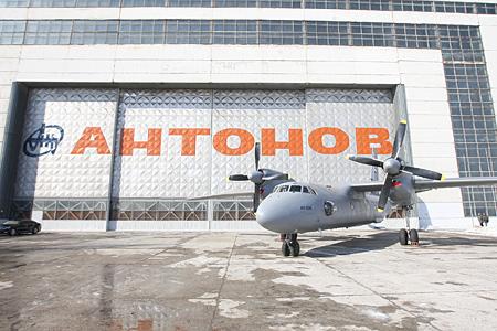 Кабмин ликвидировал авиастроительный концерн «Антонов»