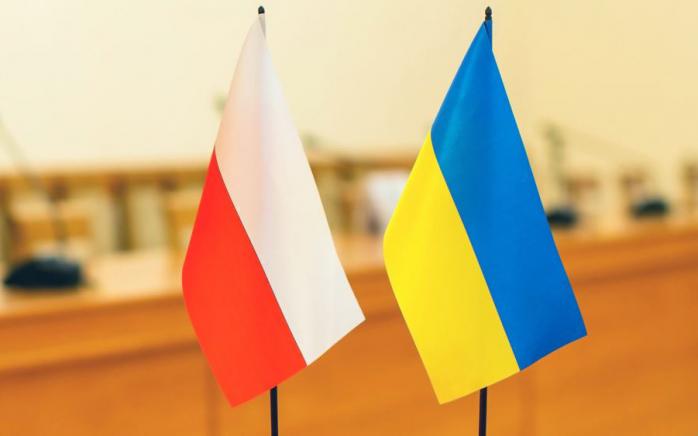 Україна попередила Варшаву про проблеми у відносинах через зображення Львова в новому паспорті Польщі