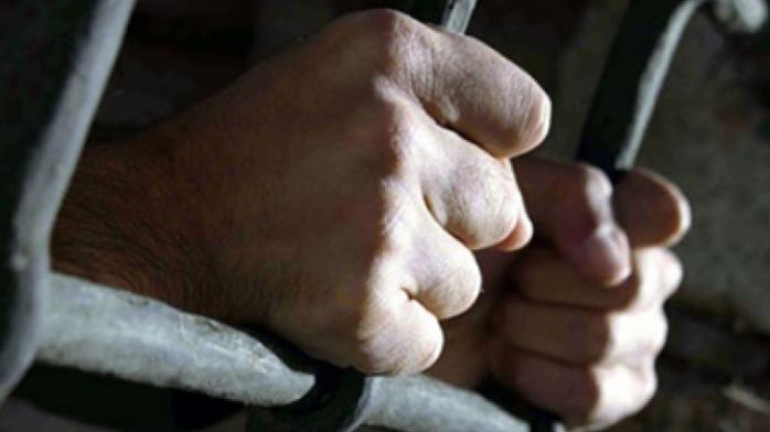 В Раду внесен законопроект о пожизненном заключении для насильников детей