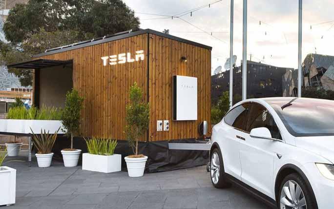 Tesla презентовала уникальный дом на солнечных батареях (ФОТО)