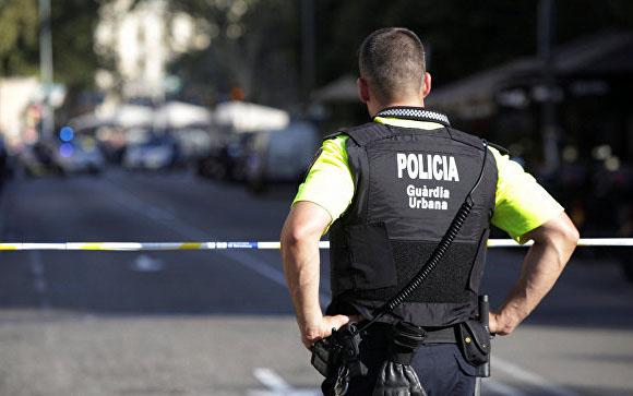 Появилось видео, как полицейский в одиночку ликвидировал четверых террористов в Камбрильсе (ВИДЕО)