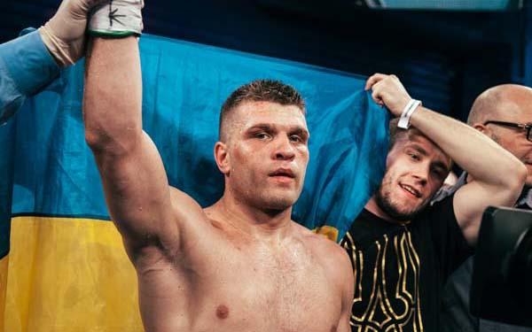 Український боксер Дерев’янченко в Майамі ефективно нокаутував Джонсона (ВІДЕО)