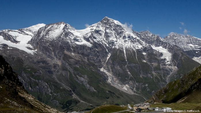 В австрійських Альпах загинуло п’ятеро альпіністів, ще одного шукають