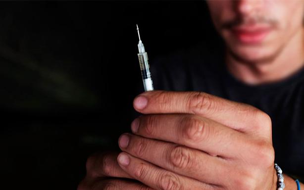 Американские ученые разработали вакцину для защиты от действия наркотиков