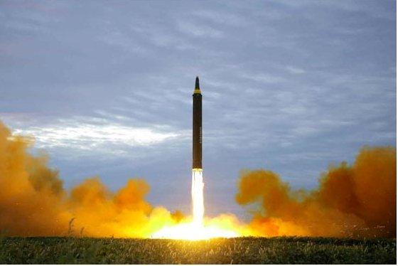 Як запускали балістичну ракету в КНДР (ФОТО)